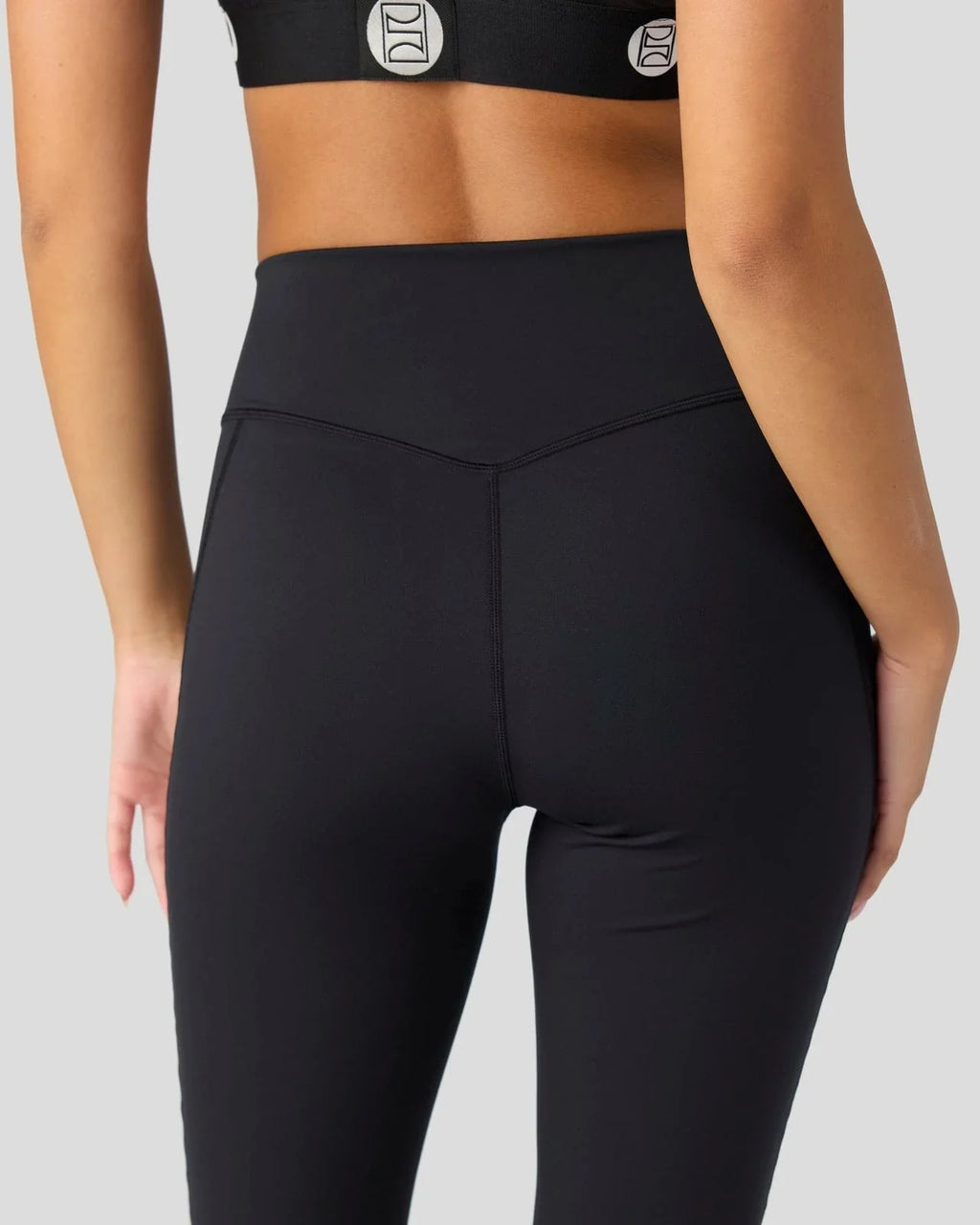ProLuxe - Black